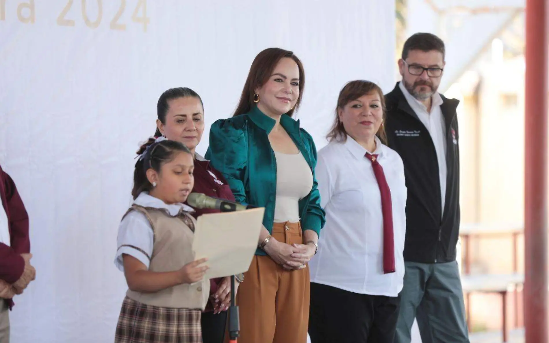 Inicia la entrega de tarjetas de las Becas UNE 2024 en Nuevo Laredo Gobierno de NLD